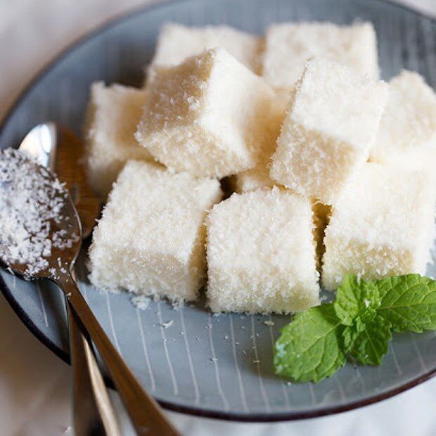 Cơm dừa sấy khô 500g/ Vụn dừa sấy khô