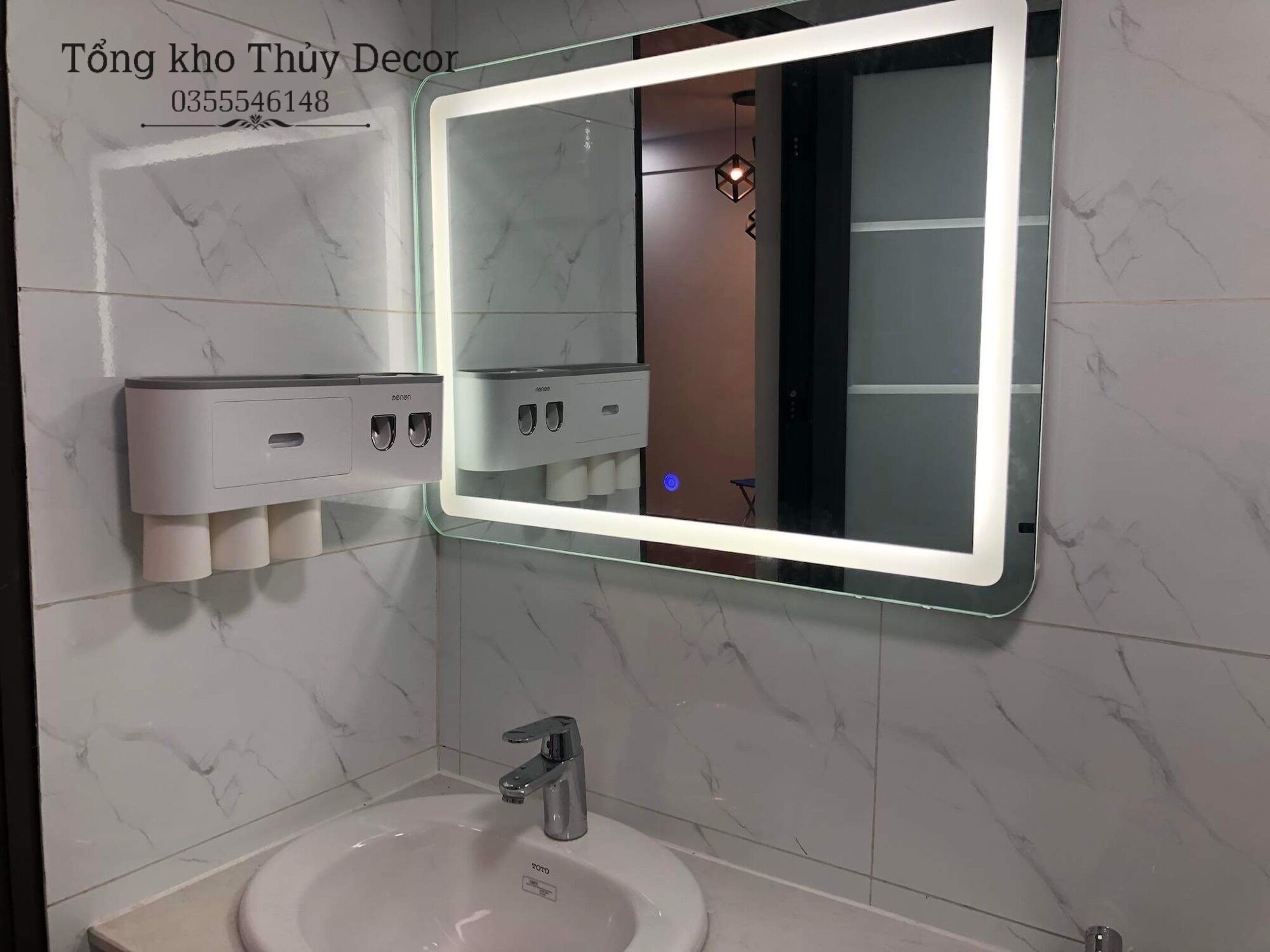 Gương led chữ nhật treo tường 𝐆𝐢𝐚́ 𝐭𝐚̣̂𝐧 𝐱𝐮̛𝐨̛̉𝐧𝐠 gương led cảm biến thông minh KT 50x70cm bao sang