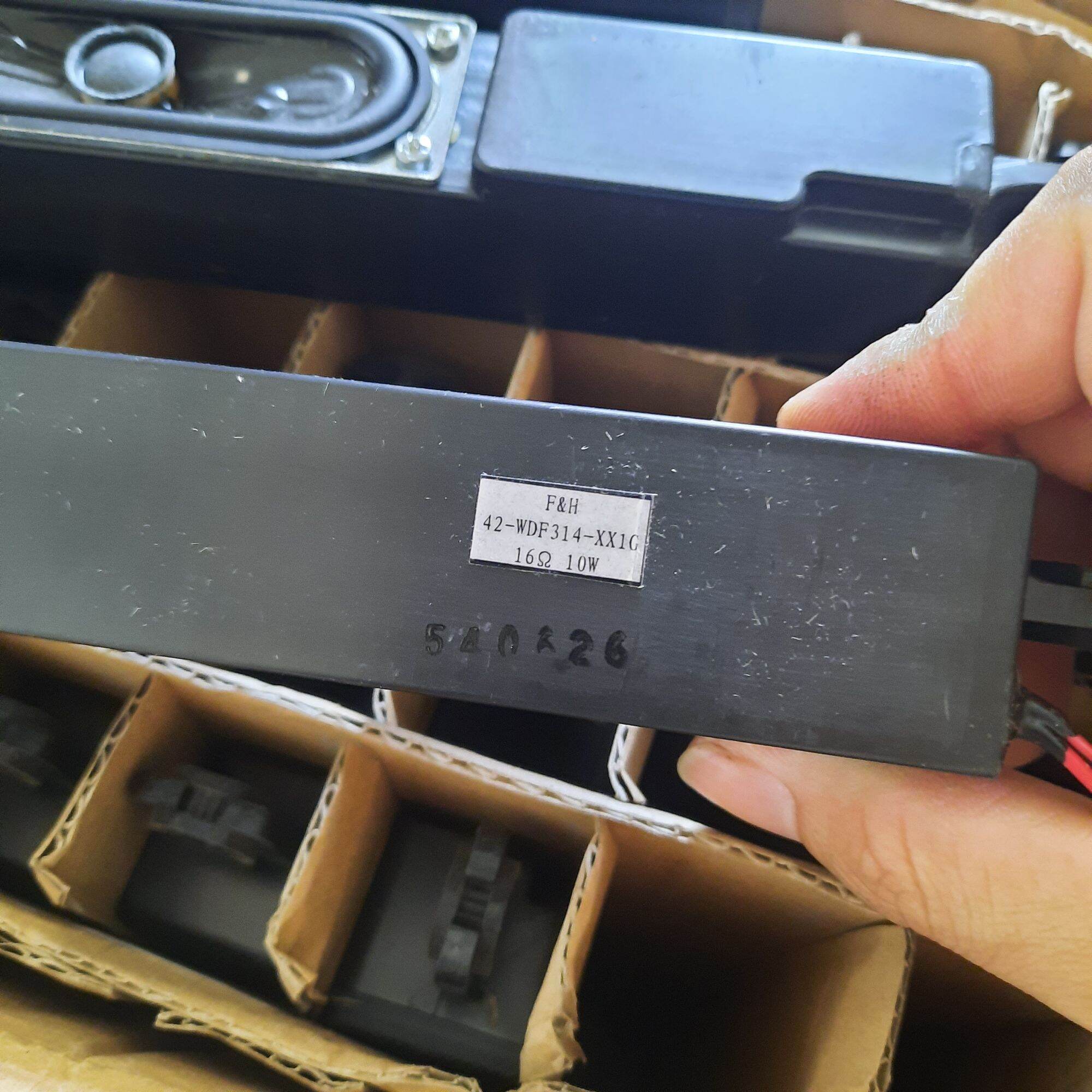 loa hộp tivi 16ohm/10w 1cái