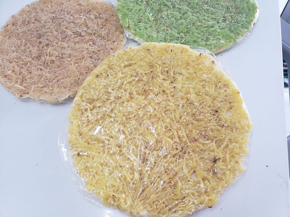 Bánh tráng dừa non sầu riêng