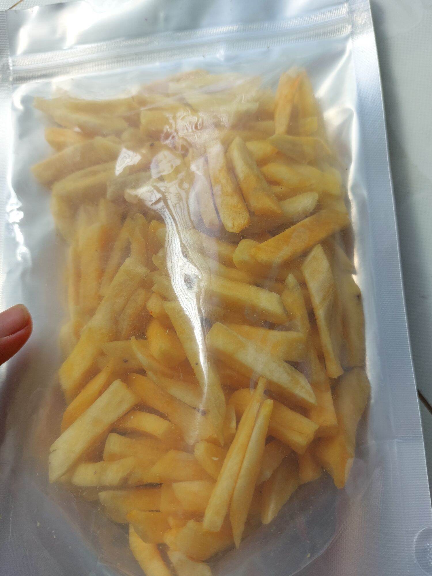 Khoai lang vàng sấy giòn. 1kg 85.000đ