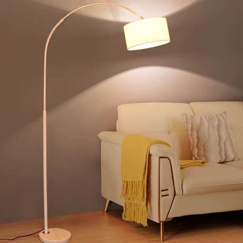 Đèn cây đứng decor B136