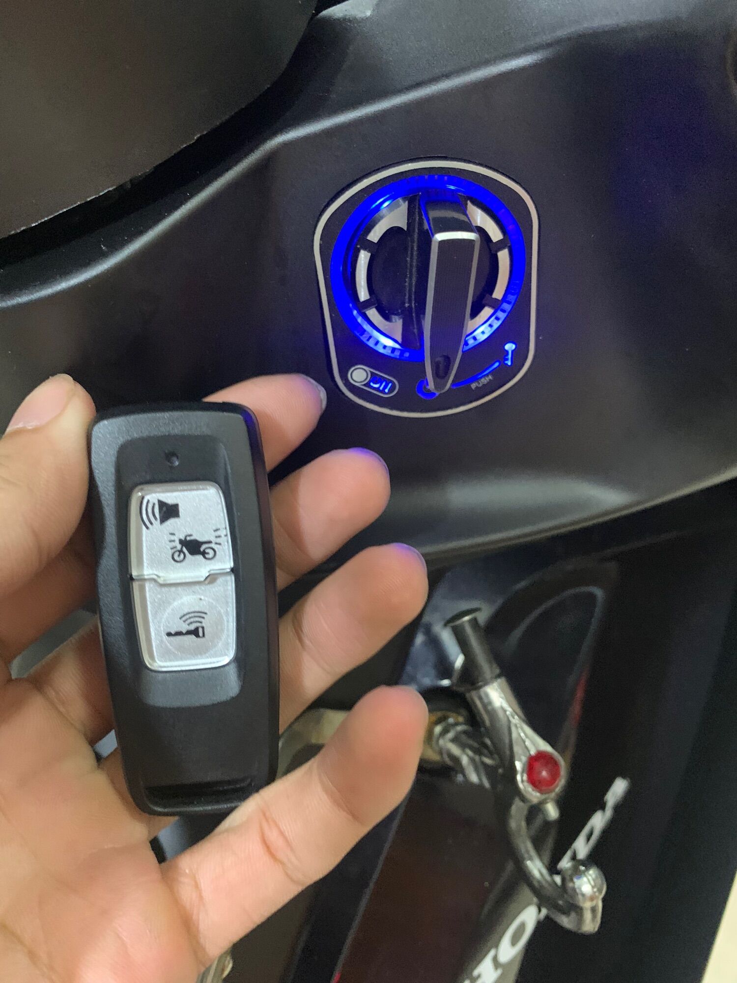 Smartkey Honda Mẫu Mới Nhất Dành Cho FUTURE,WAVE,WINNER V1,VISION 2010-2014,…