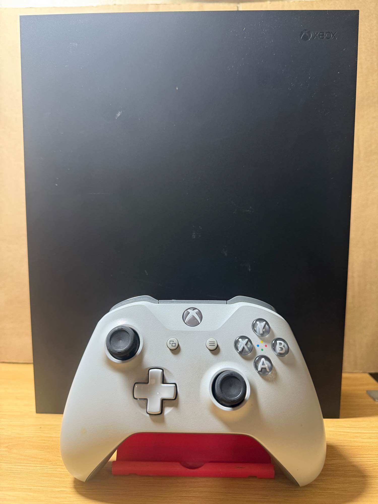 Xbox One X 1Tb Game Console with 1 Controller - Good Reading Capability, 1 Month Warranty Giá 4,500,000 Đồng*Miễn phí vận chuyển