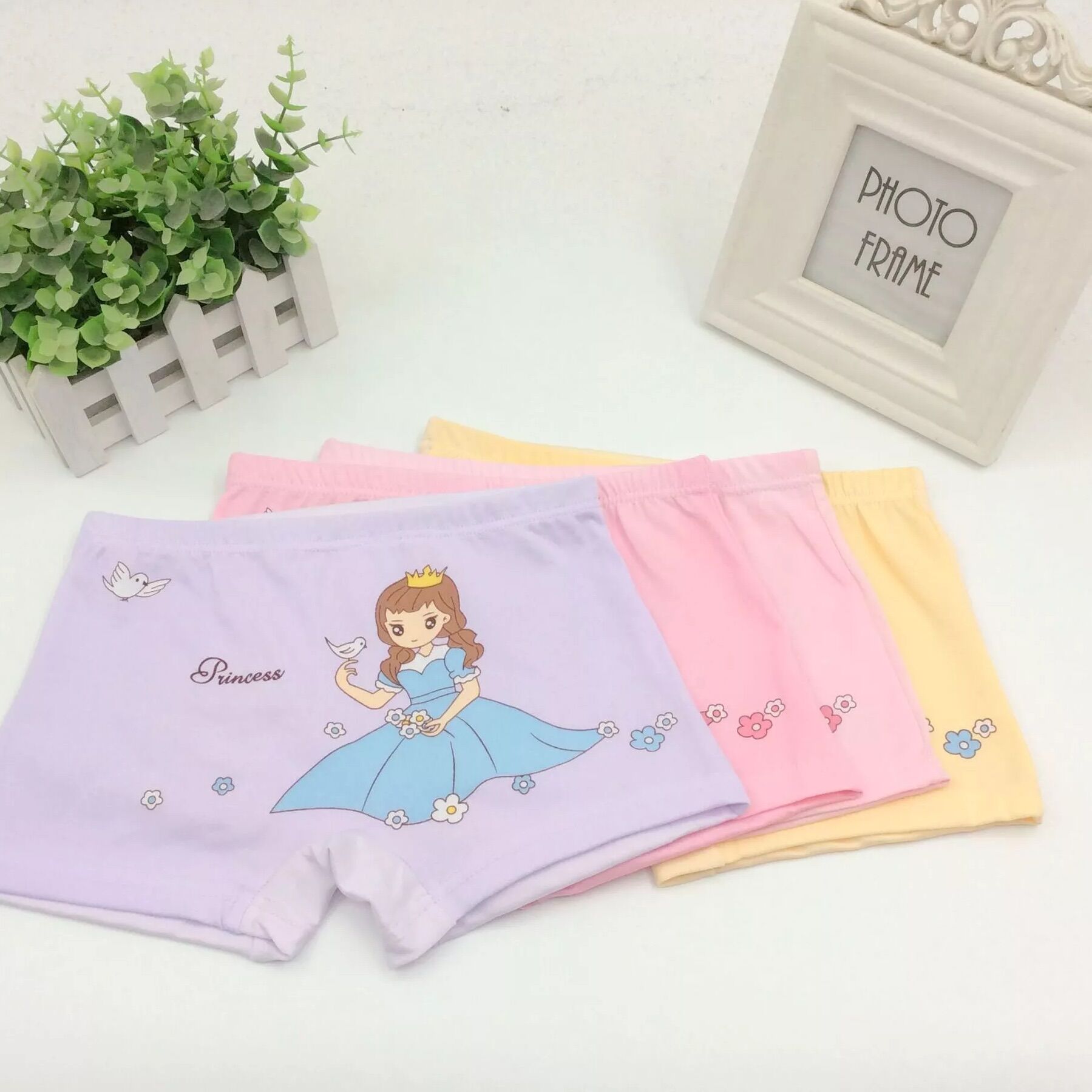 Combo 05 quần chíp cho bé size từ 14-30kg