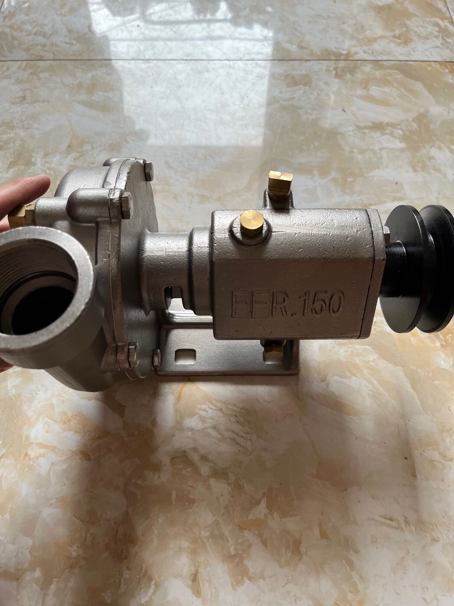 Bơm nước CR150 bơm nước inox cho ghe, tàu thuỷ…