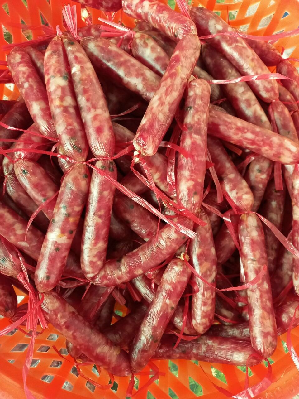 Lạp xưởng nhà làm 180k/kg
