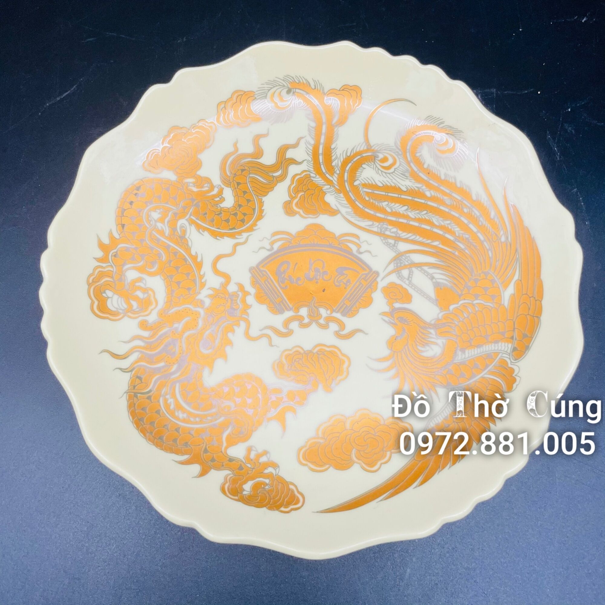 Đĩa thờ màu vàng ngà ( Đĩa Không Chân vàng )