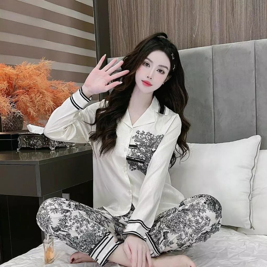 Đồ bộ ngủ pijama tay ngắn vải lụa xước ánh kim mát mẻ - m86