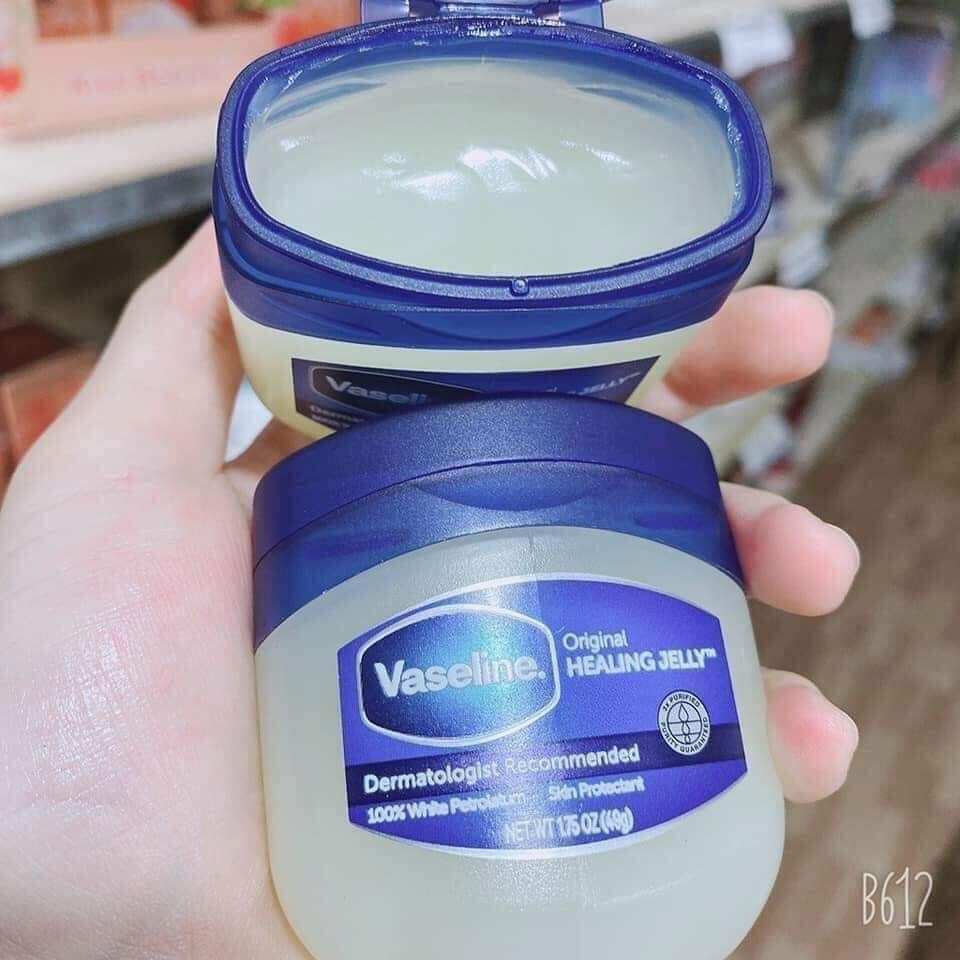 Sáp dưỡng ẩm vaselin chính hãng