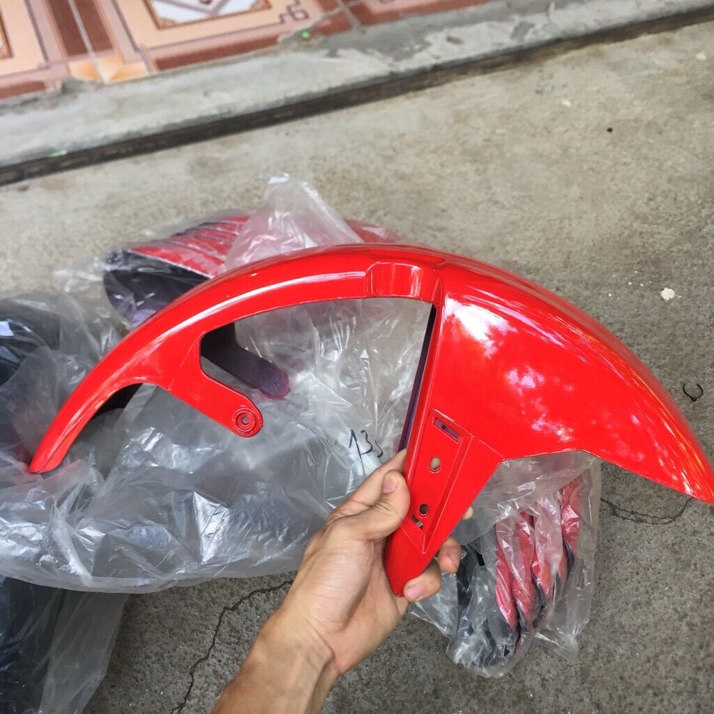 Chắn bùn trước xe điện 133s