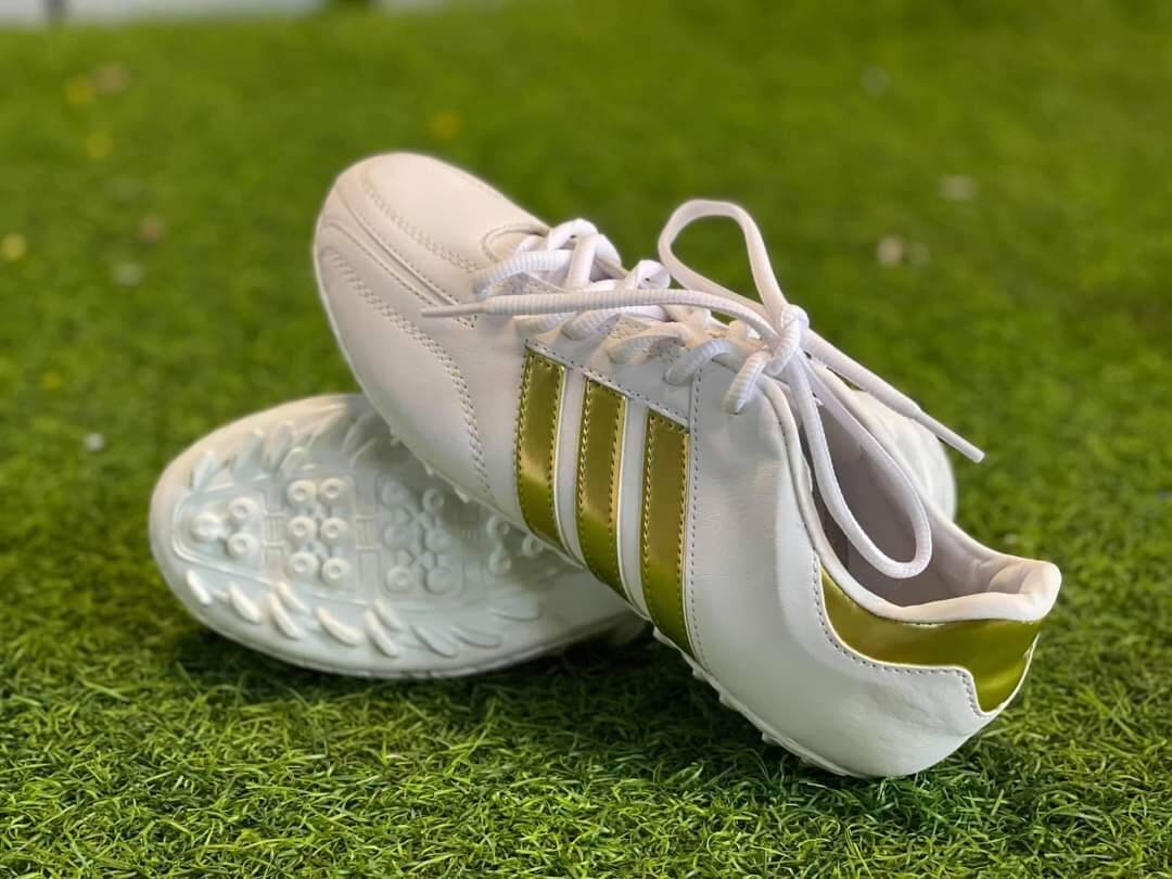 Giày bóng đá Ba sọc T sport