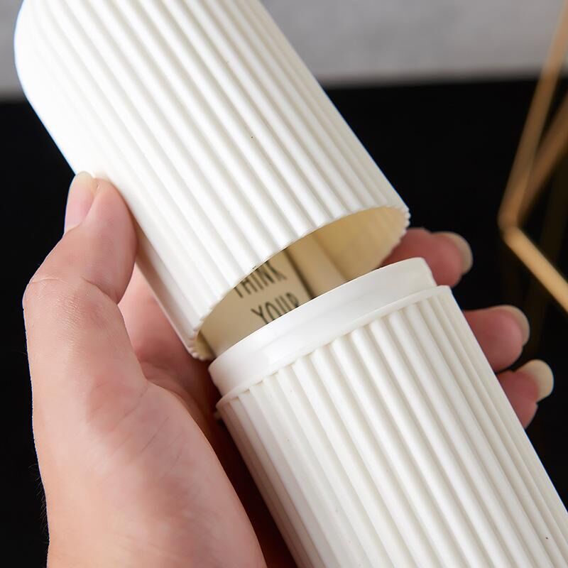 [HCM] Hộp để bàn chải đi du lịch