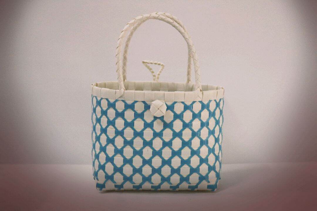 Giỏ đan tay lưới size 26 x 13 x 23 cm
