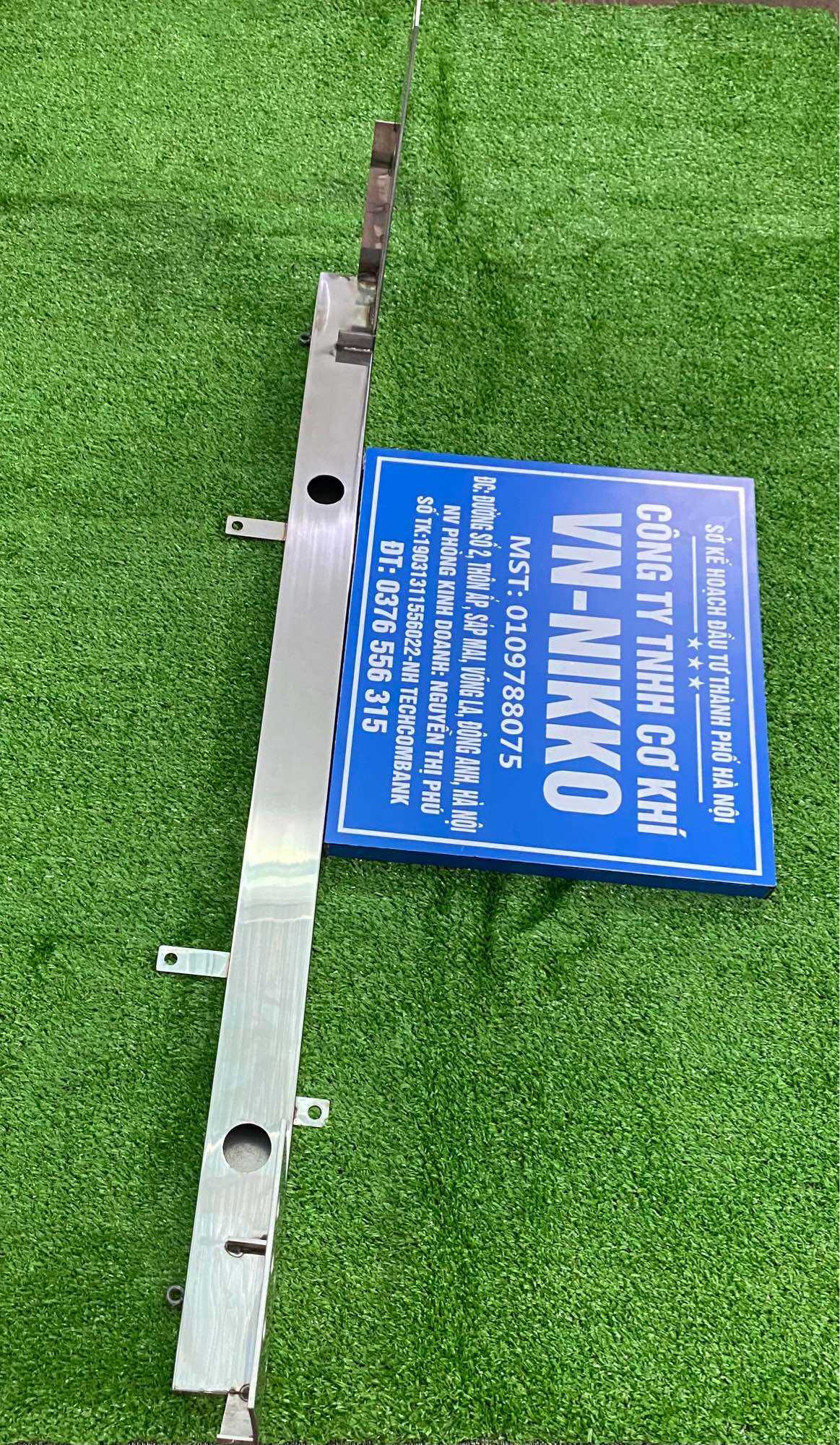 Khung đỡ két nước I10 chế bằng inox 304