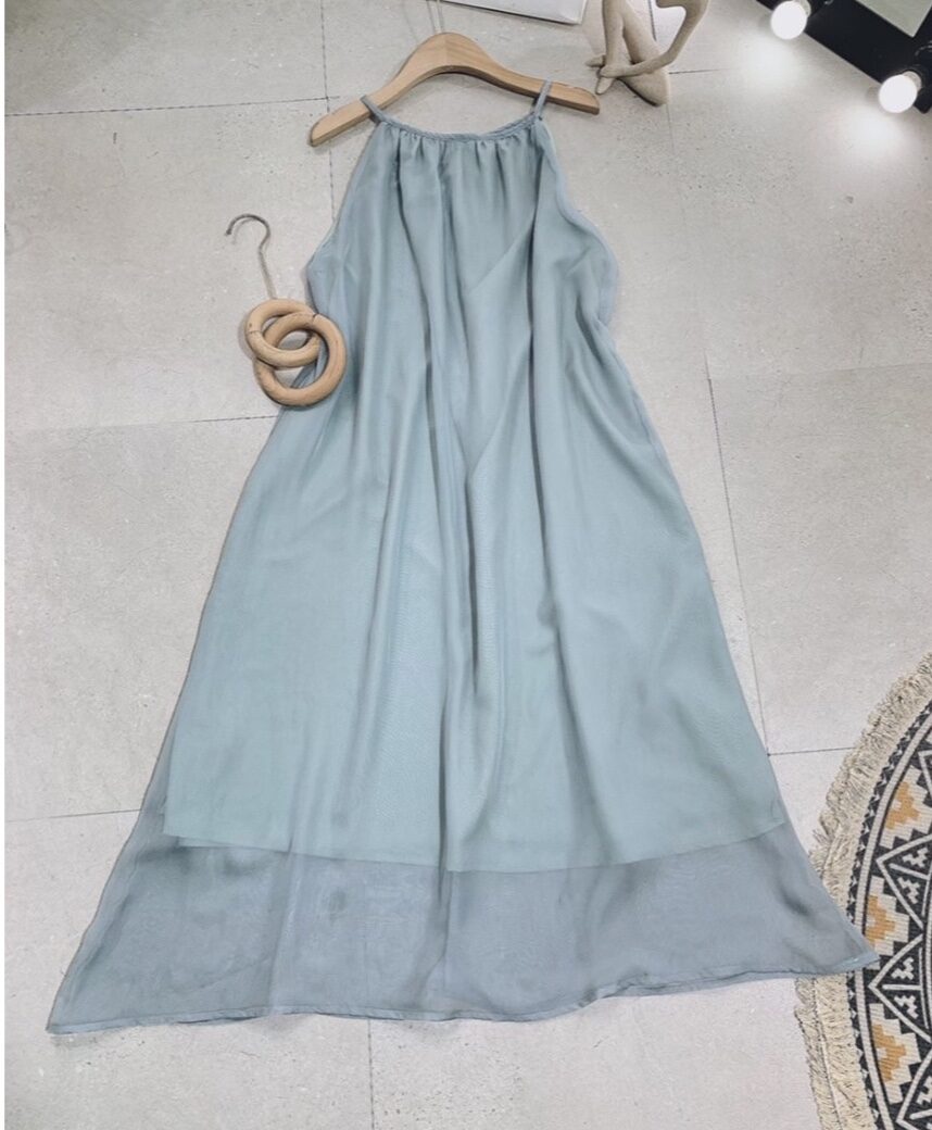 váy yếm maxi chất liệu vải tơ mềm