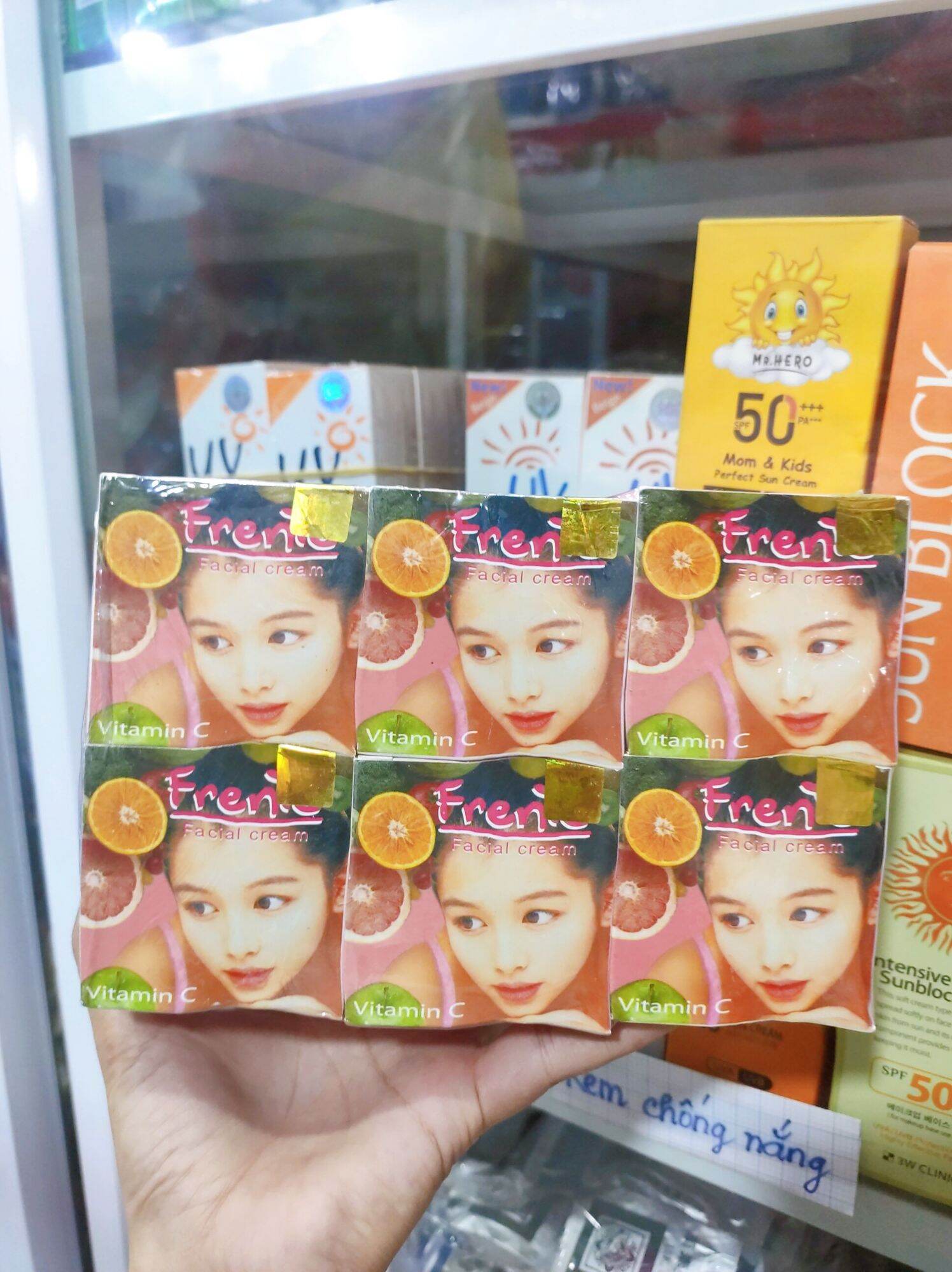 [ giá sỉ ] Lố 12 Kem Mụn, Nám, Trắng Da FRENTE Plus Vitamin C ( hàng nội địa Thái )