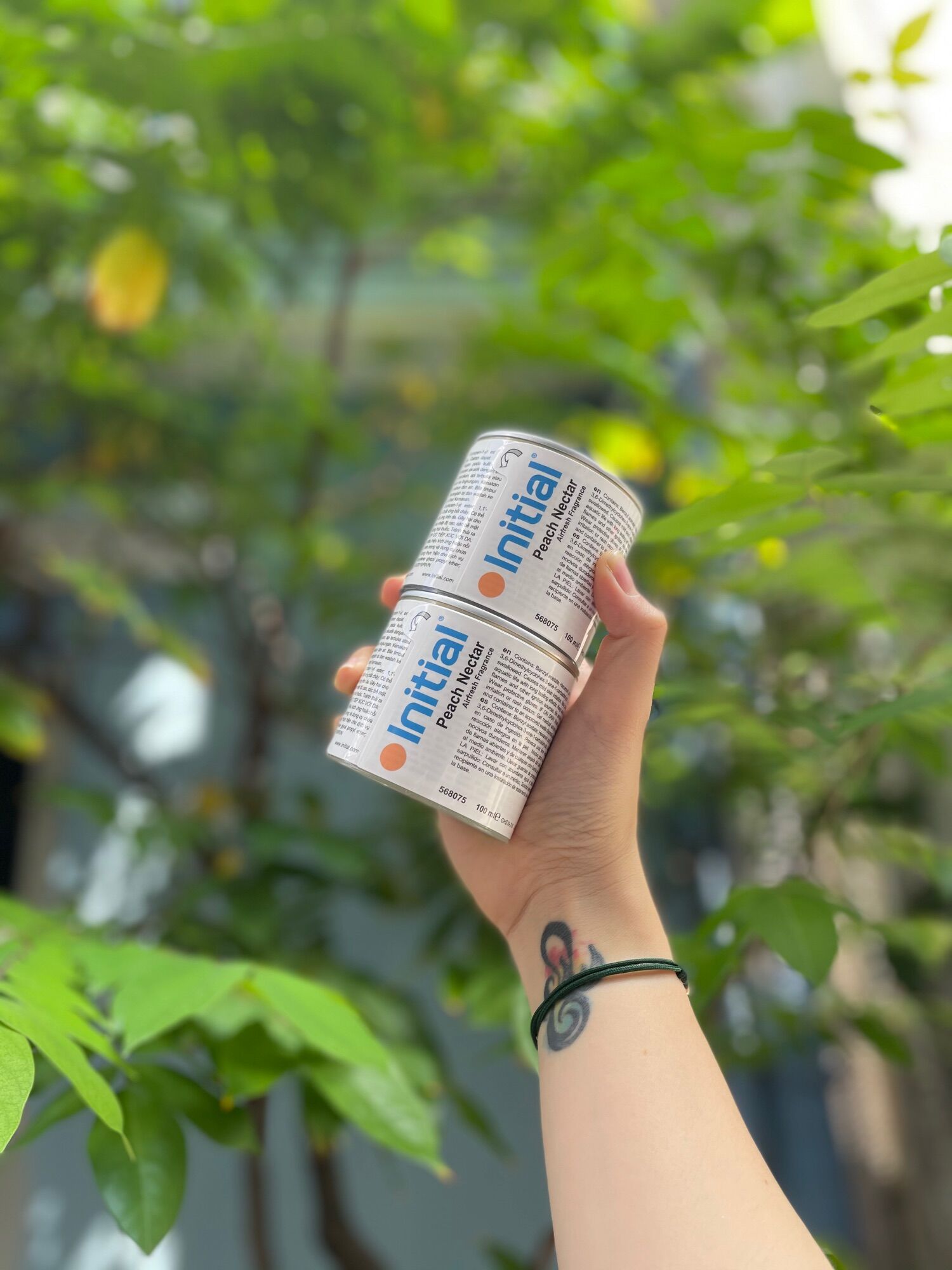 Sáp thơm Initial 100ml nhập khẩu Malaysia