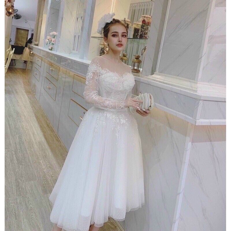 Đầm xoè lưới trắng tay dài, freesize