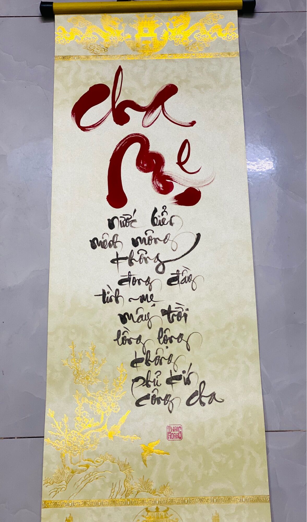 Liễn thư pháp treo xuân cha mẹ