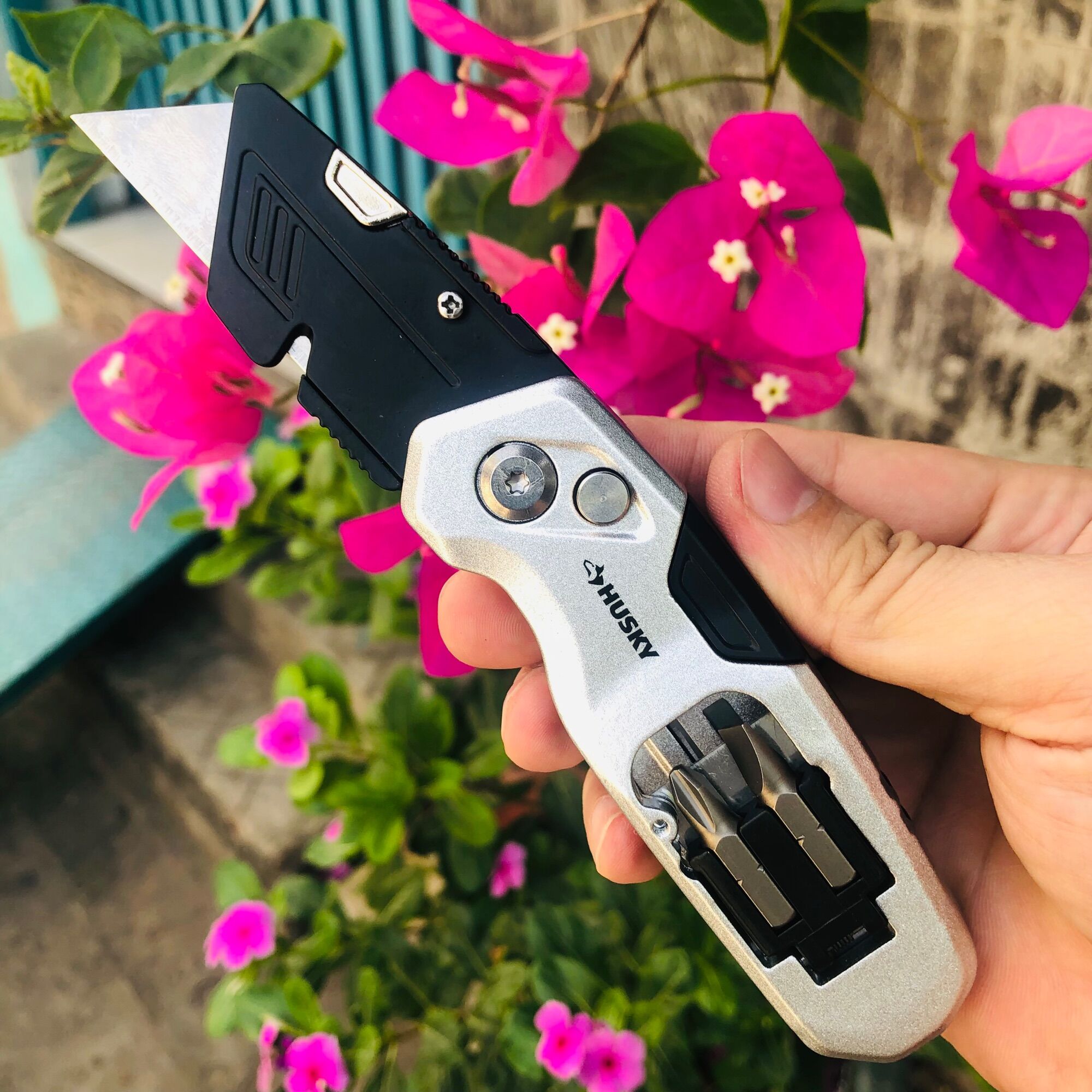 Dao rọc giấy - Dao cắt cáp hiệu Husky đi kèm 3 lưỡi dự phòng, 2 mũi vít, rất chuẩn chất lượng, tiện lợih