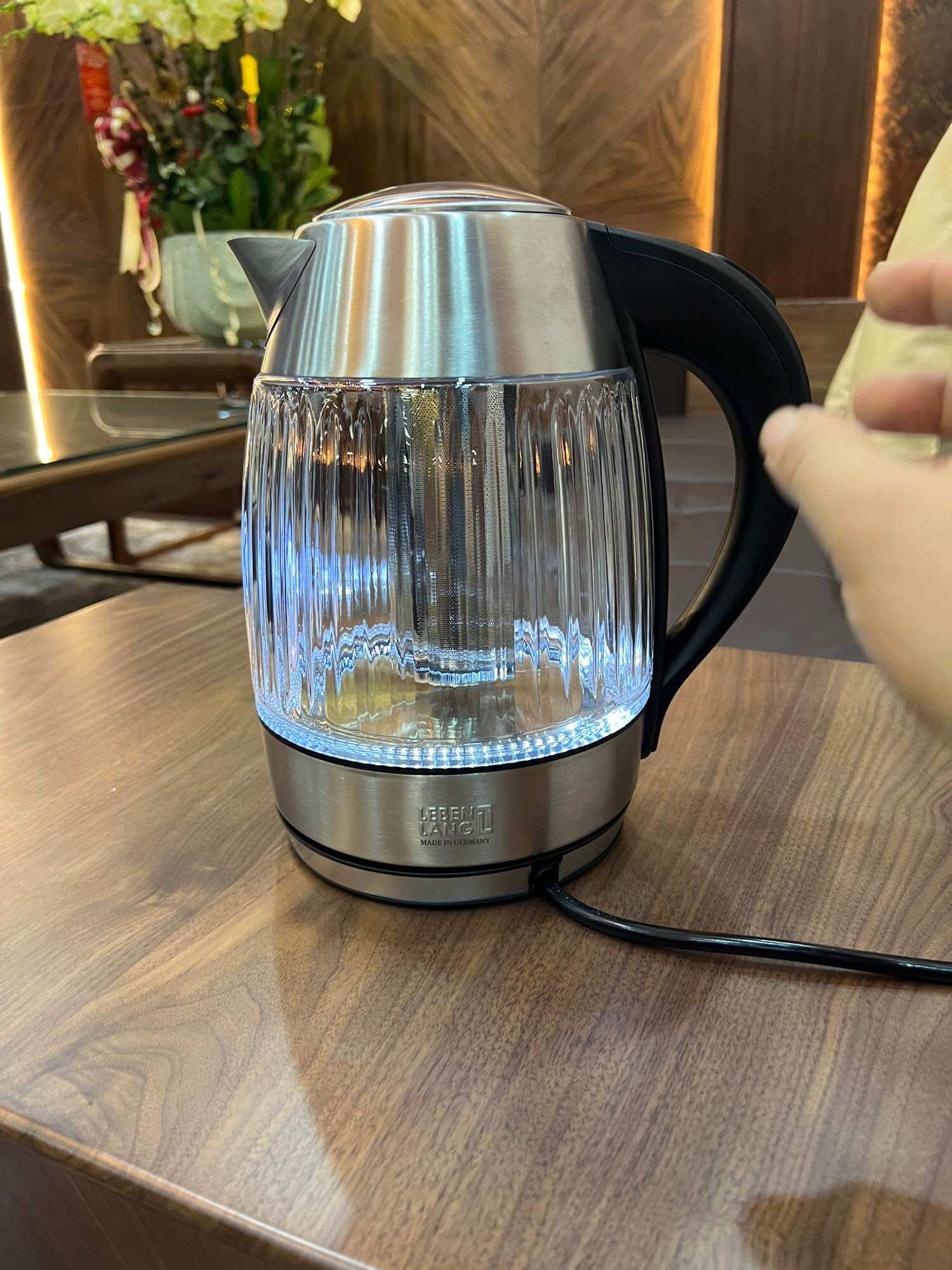 Ấm siêu tốc bình siêu tốc thủy tinh kèm lọc trà LEBENLANG hàng đức( made in germany)1.8 lít