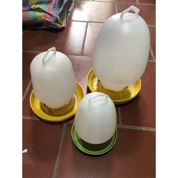 Máng uống nước tự động cho gà,vịt