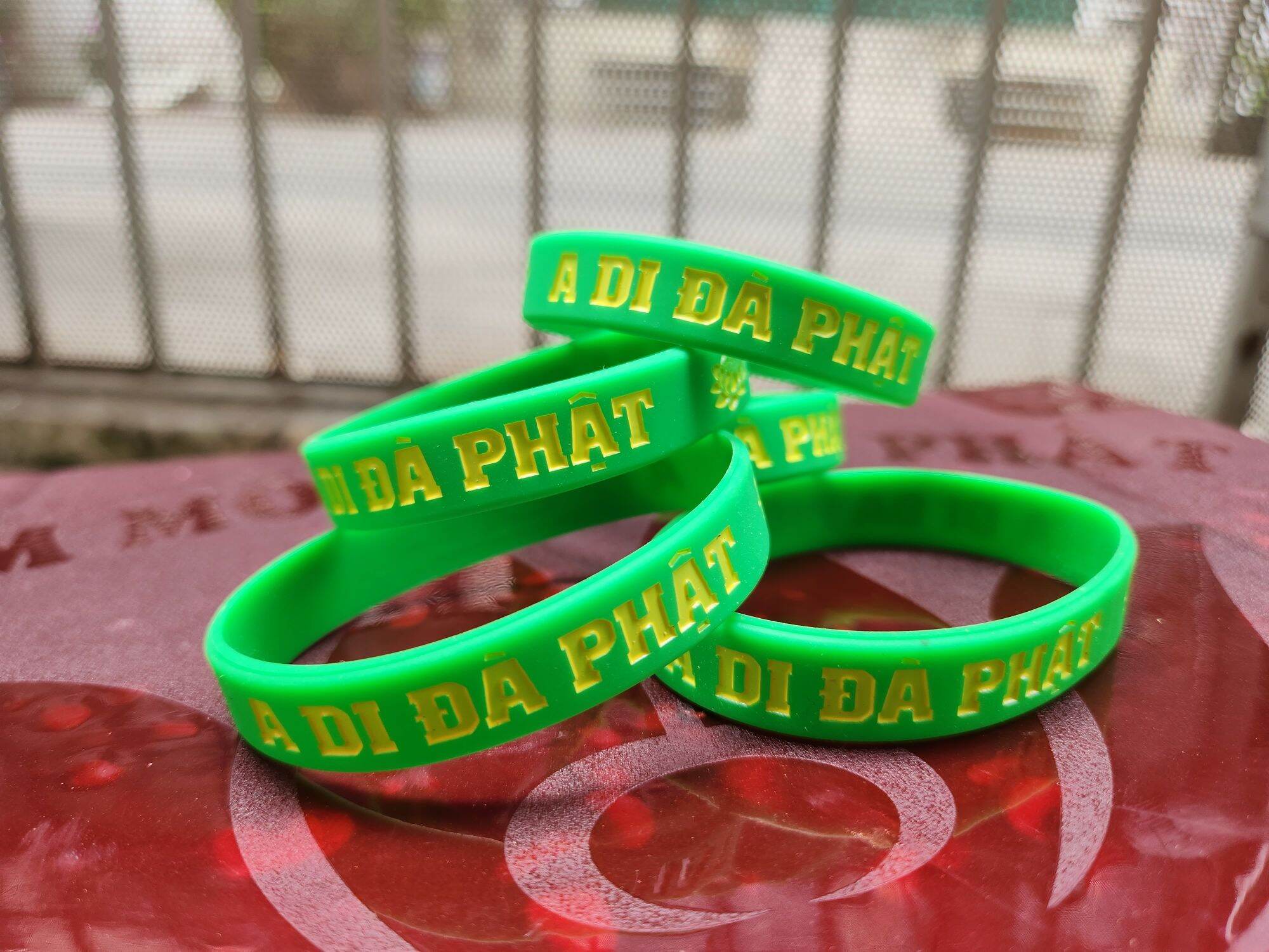 Vòng tay a di đà phật
