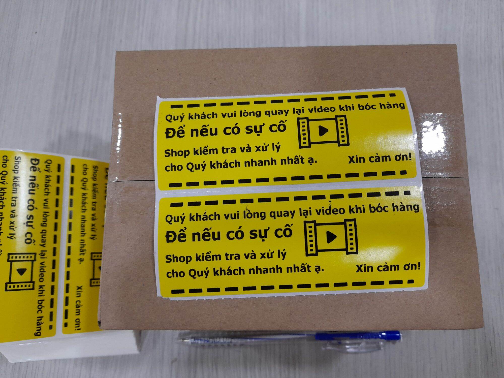 100 Tem - Tem dán note khách quay video khổ 103x40mm