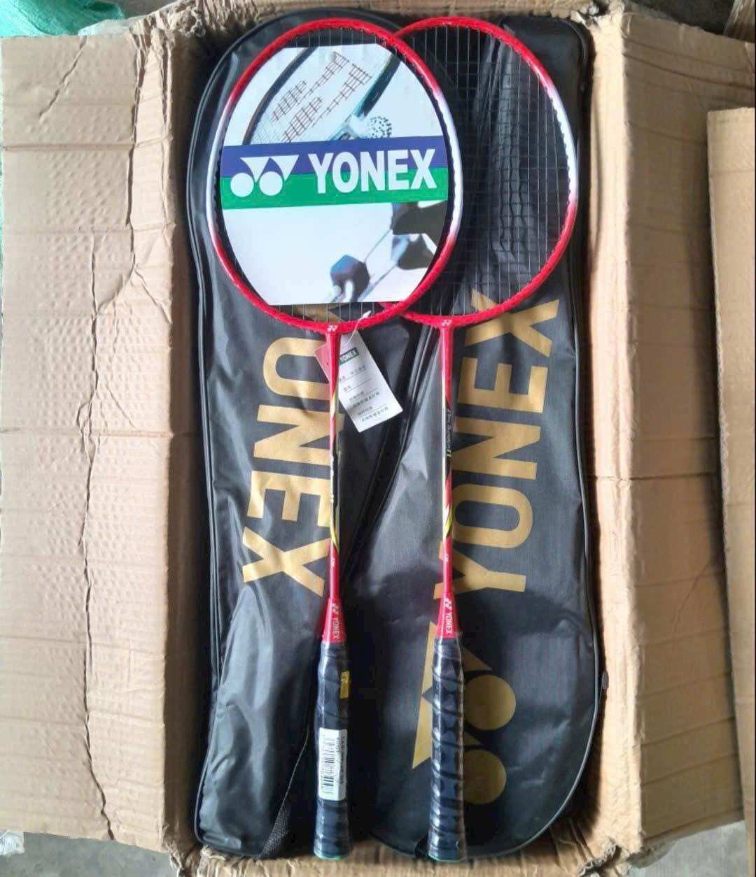 cặp vợt cầu lông  Yonex học sinh tập luyện