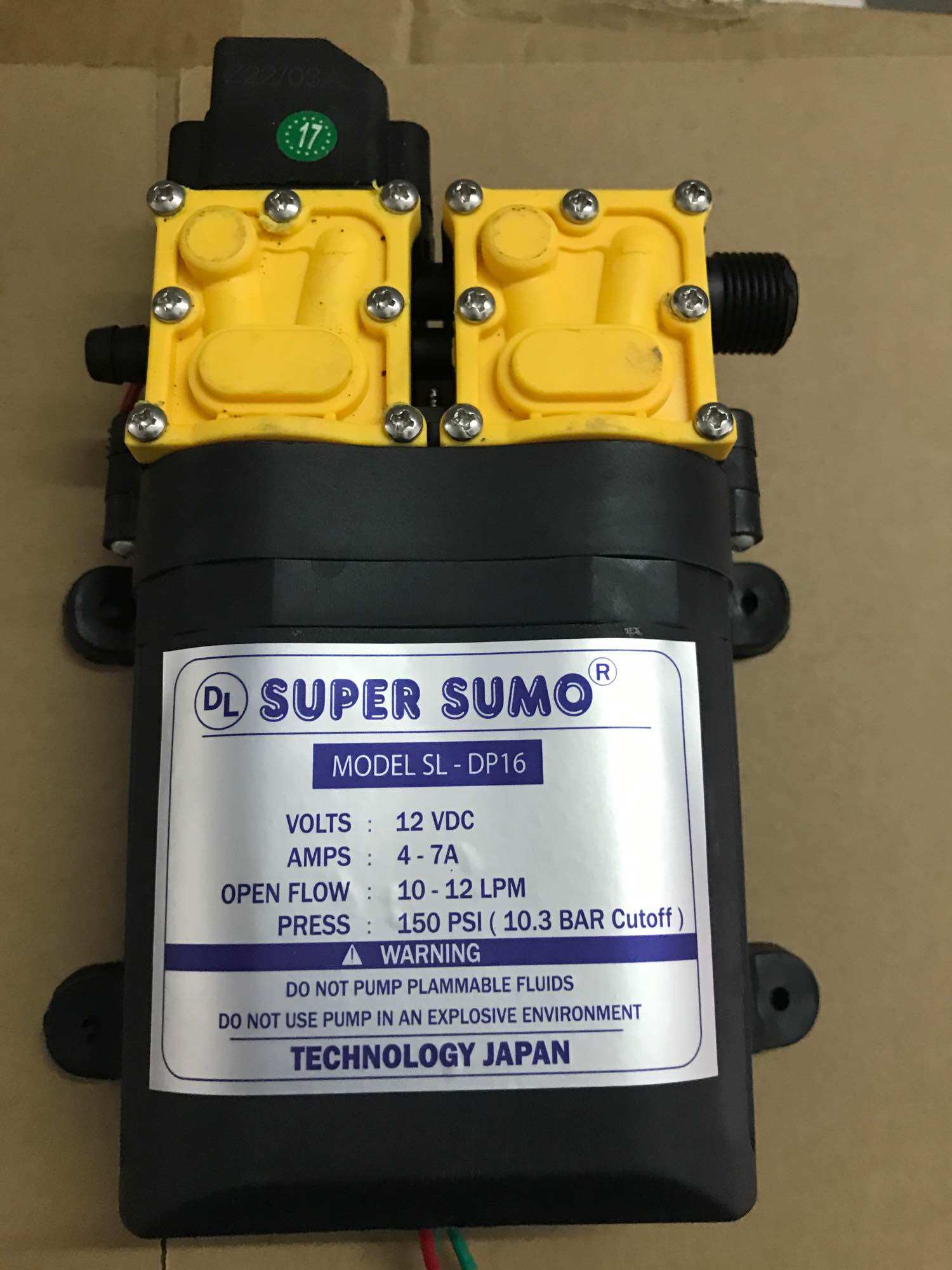 Máy bơm đôi SUMO tăng áp lực nước mini 12V 120W Lưu lượng 10-12L/phút Tự động hút nước sử dụng cho bộ tưới phun sương, rửa xe Tặng kèm đầu co ống hơi 8mm