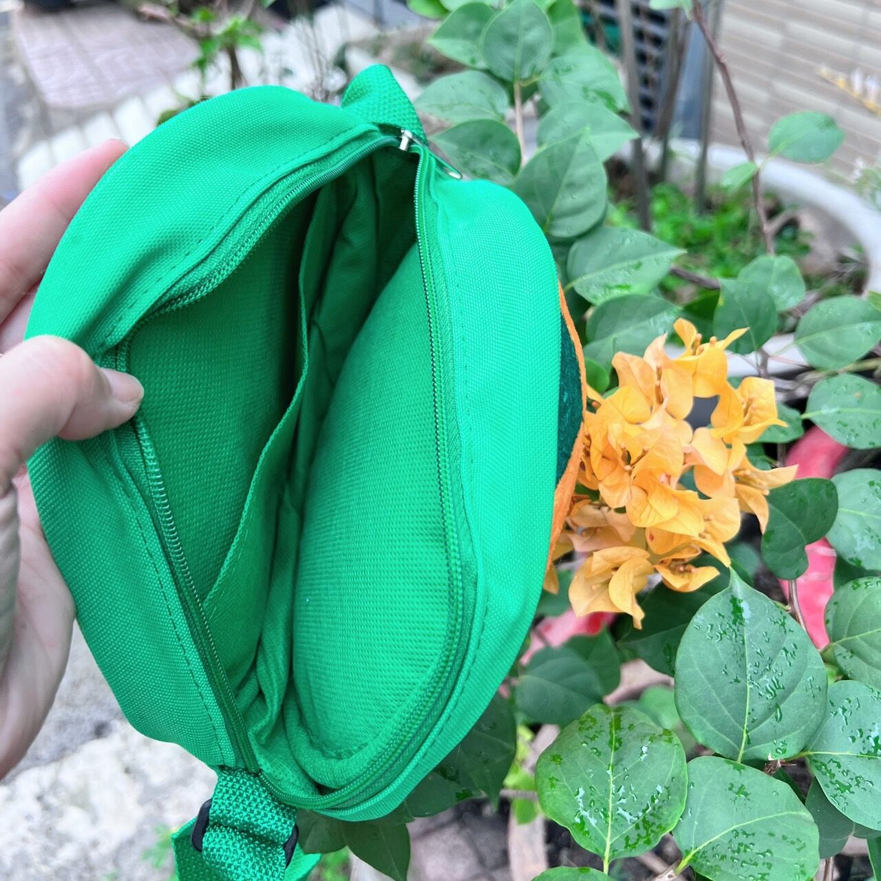 TÚI đeo chéo hình quả bóng milo