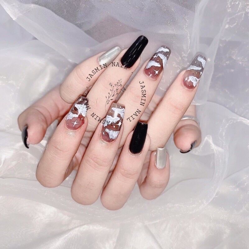 NAIL BOX Nailbox móng úp thiết kế sẵn kèm keo dũa