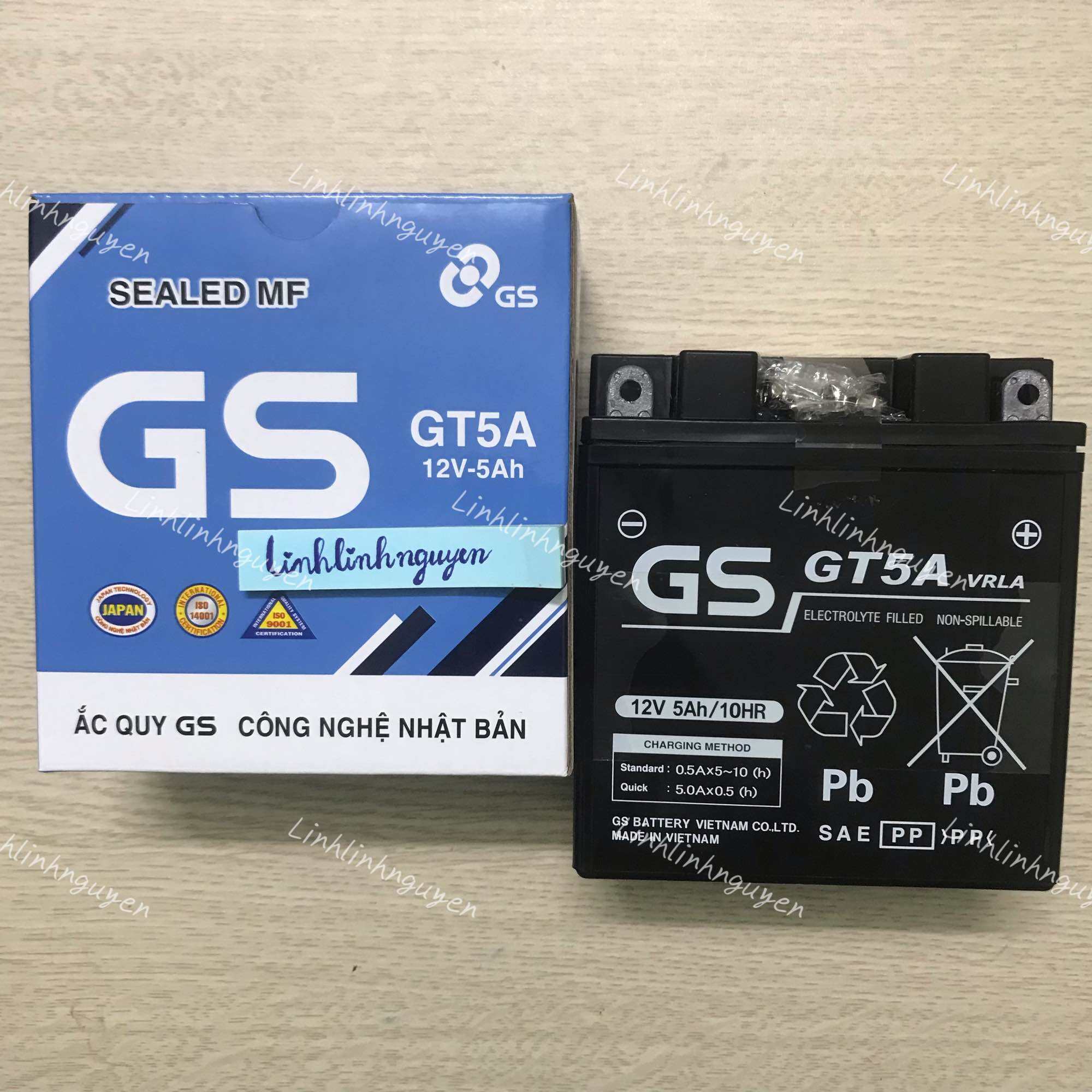 Bình ắc quy xe máy GT5A 12V 5AH chính hãng GS BATTERY loại bình khô