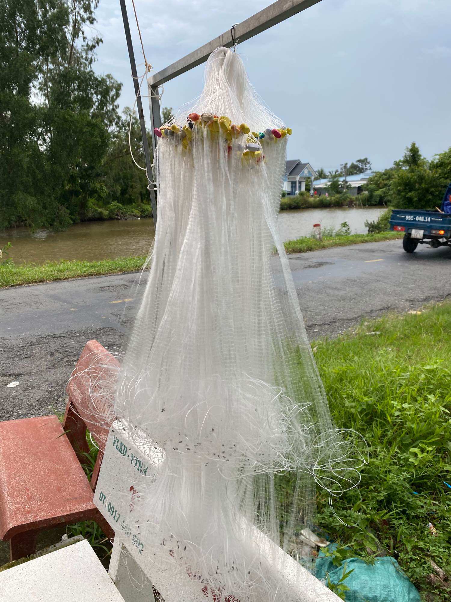 40mét long tong cao 90cm mắt lưới 1p5(8li)