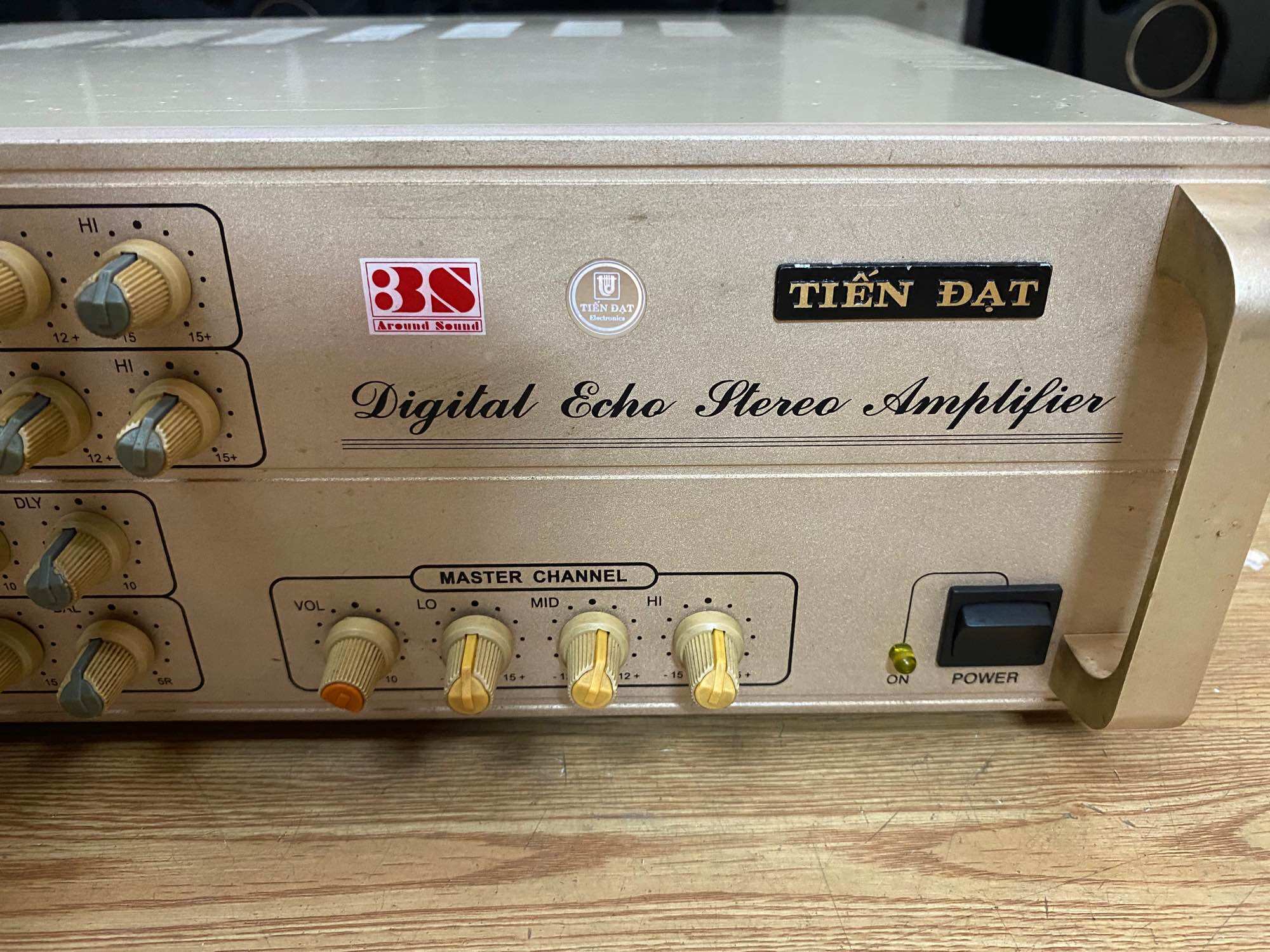 Amply karaoke, amply nghe nhạc, amply Tiến Đạt