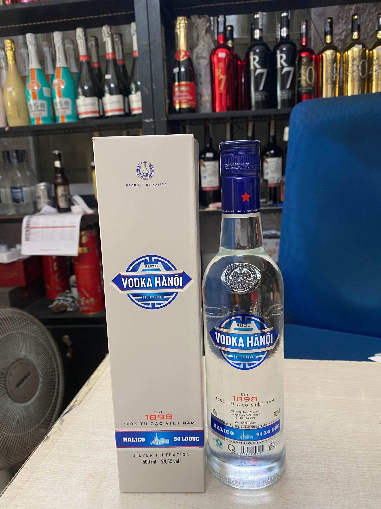 VODKA Hà Nội 29.5% 500ml