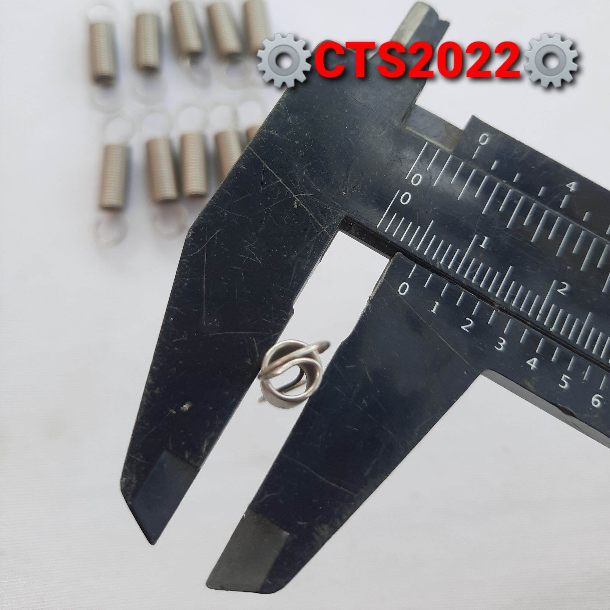 Lò xo kéo inox phi 6mm sợi 0.6mm
