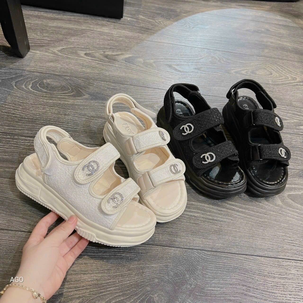 Giày sandal nữ mẫu mới cực lạ lên chân bao xinh👠👠☘️