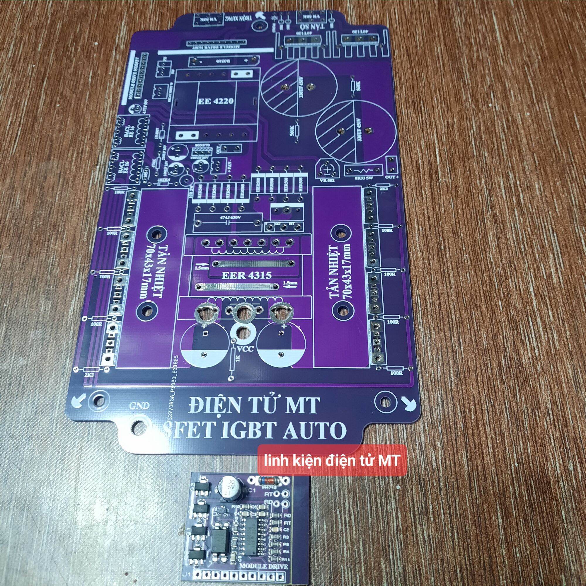 Bo mạch 8fet lớn IGBT (có thể gắn 8fet nhỏ). Có kèm dao động