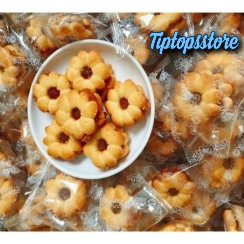 BÁNH QUY HOA MAI NHÂN MỨT DỨA THÁI LAN (hộp thiếc 400g)