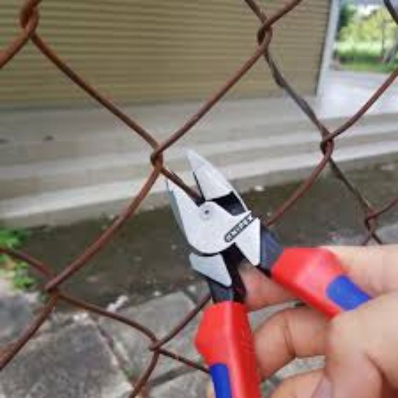 Kìm cắt cáp Đức Knipex Lineman 09 02 240