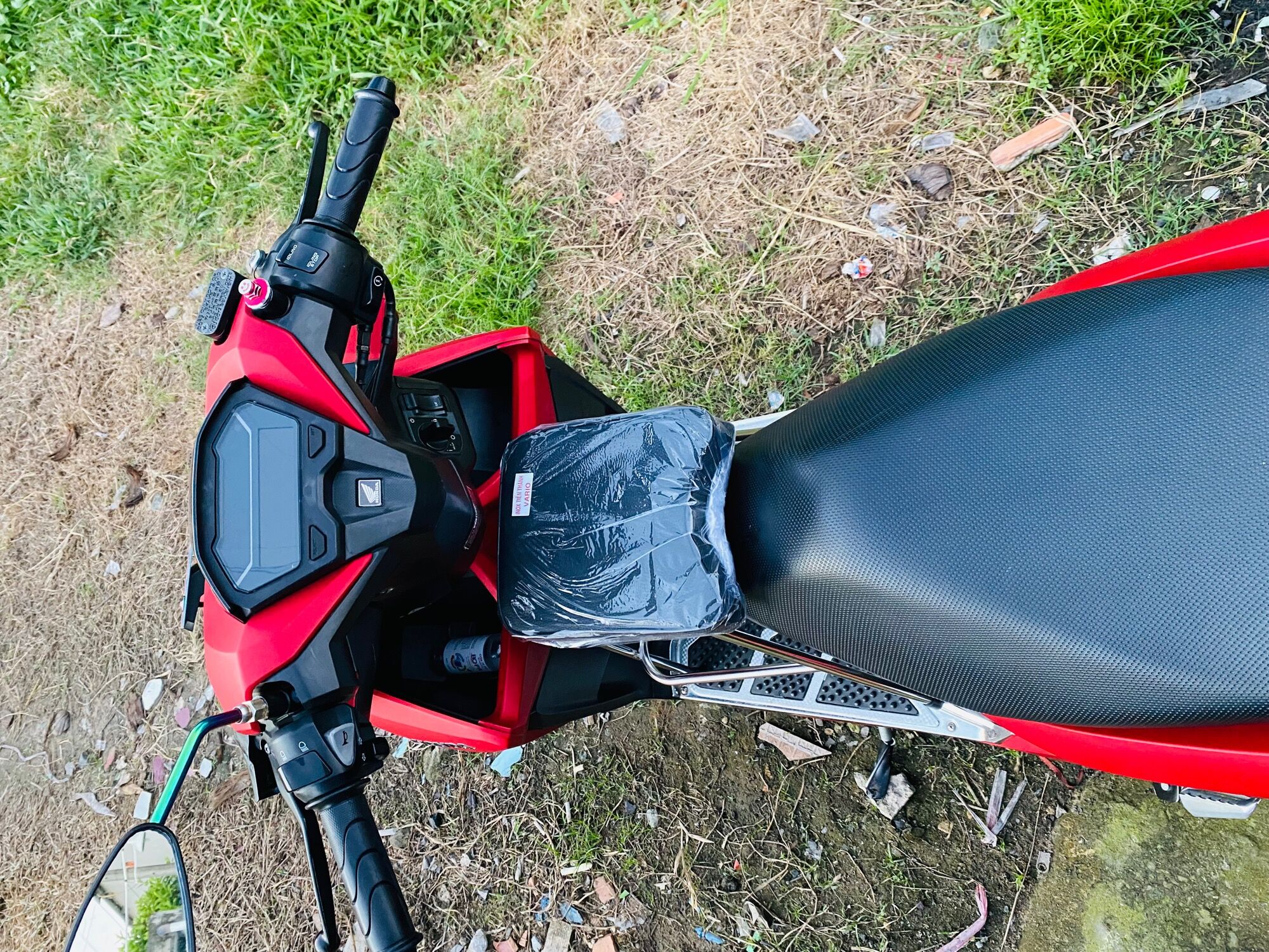 Ghế cho bé gắn xe Vario