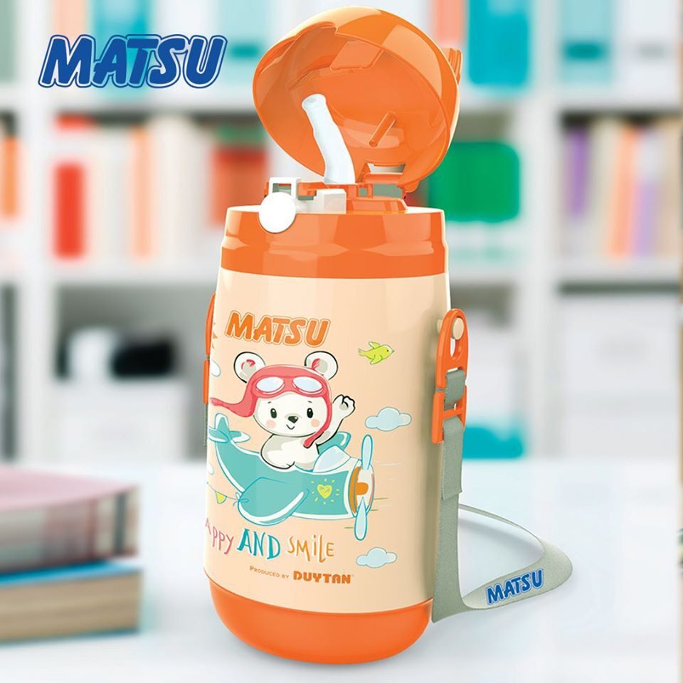 bình nước học sinh 400ml có dây đeo, có ống hút