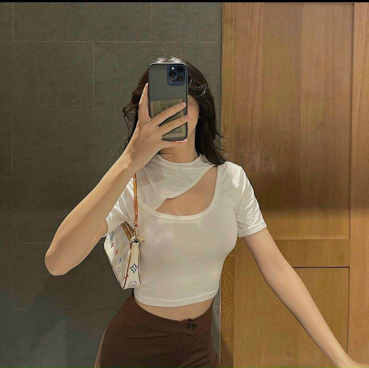 ÁO Thun Gân Khoét Ngực Croptop