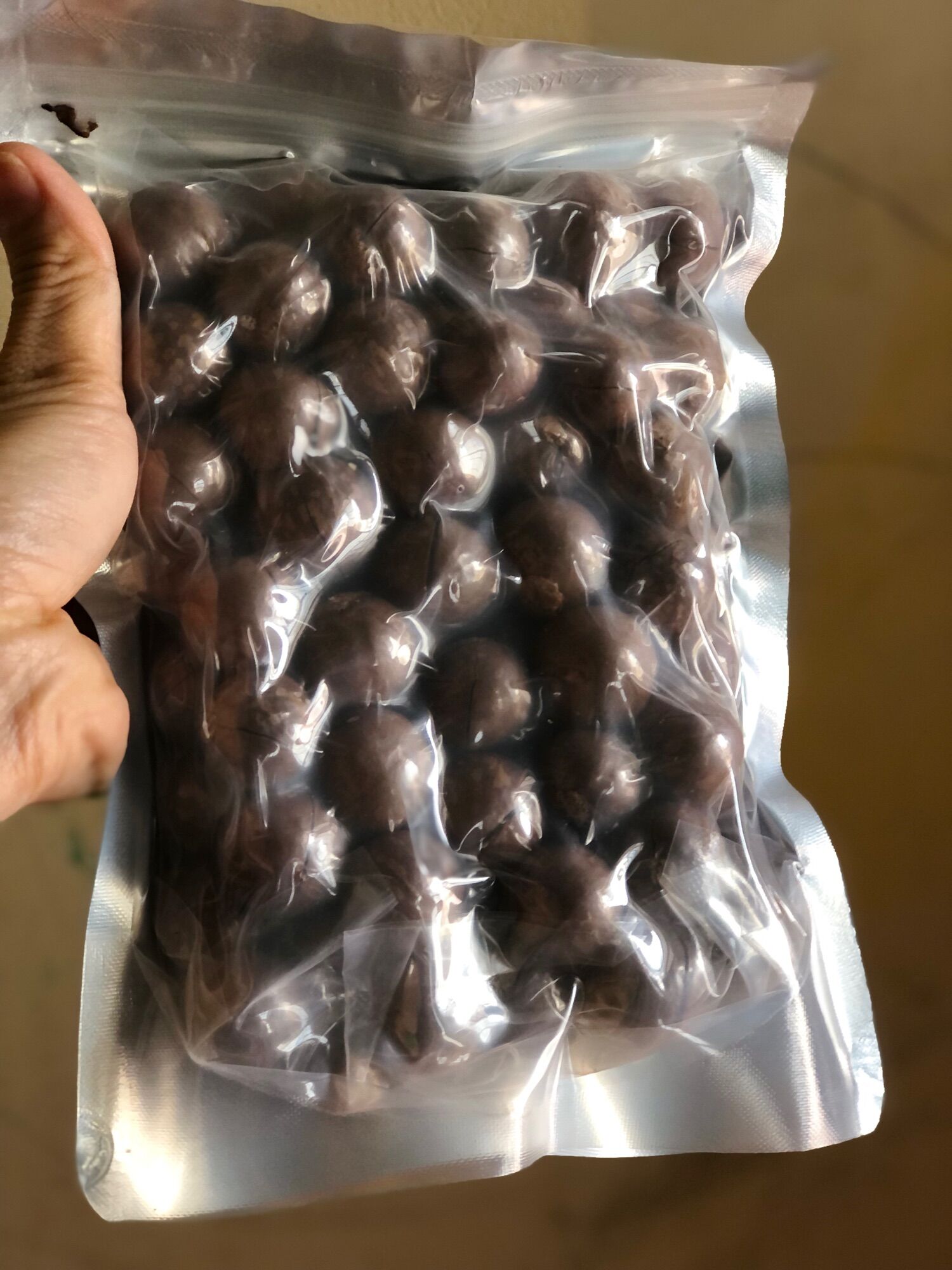 Combo 1 kg mắc ca, 0.5 kg hạt ươi