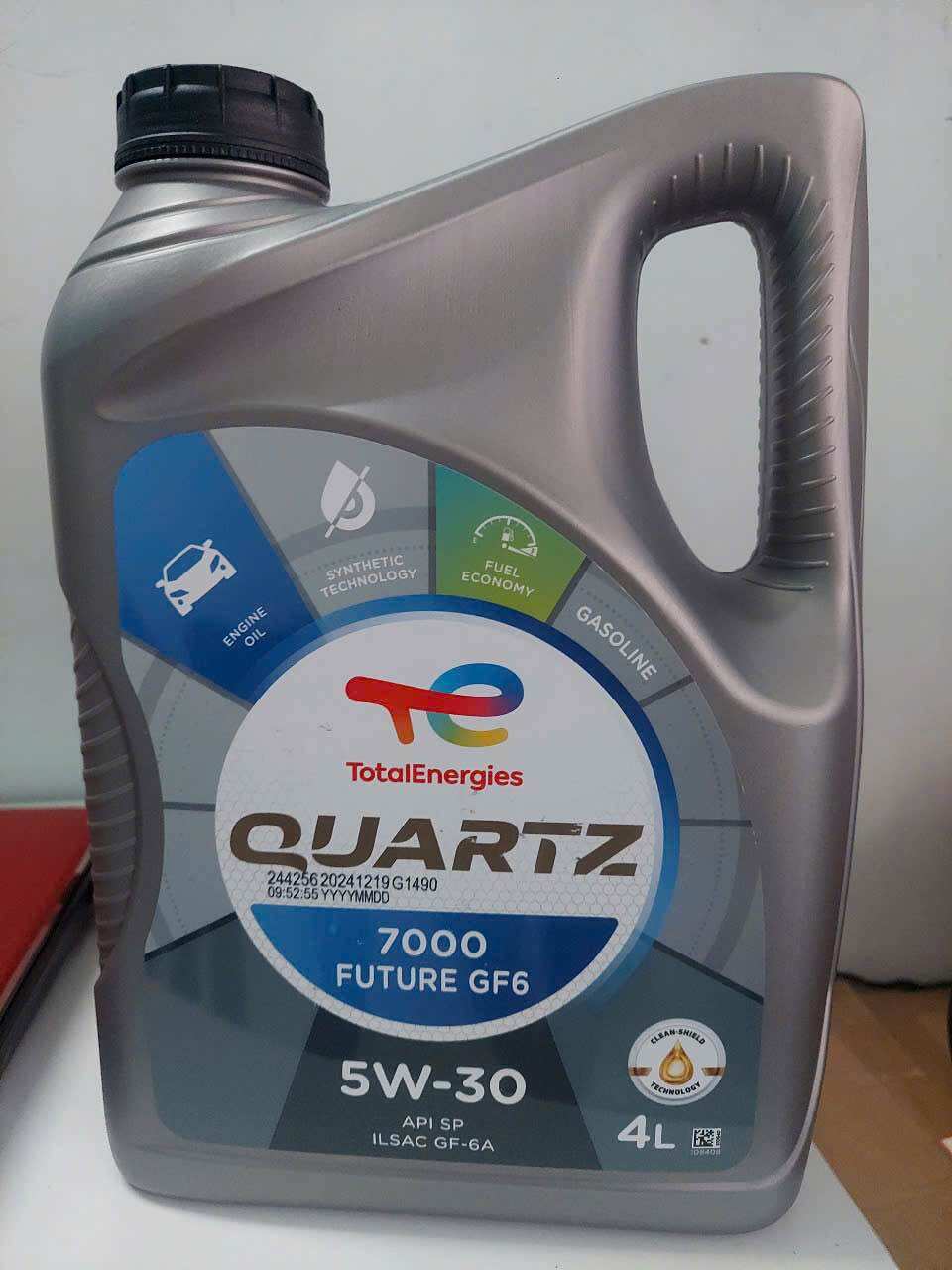 Dầu nhớt Total Quartz 7000, 5W30