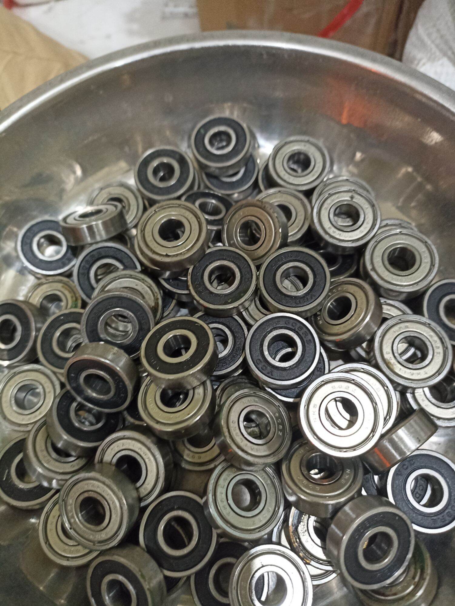 vòng bi,bạc đạn 608 tháo máy