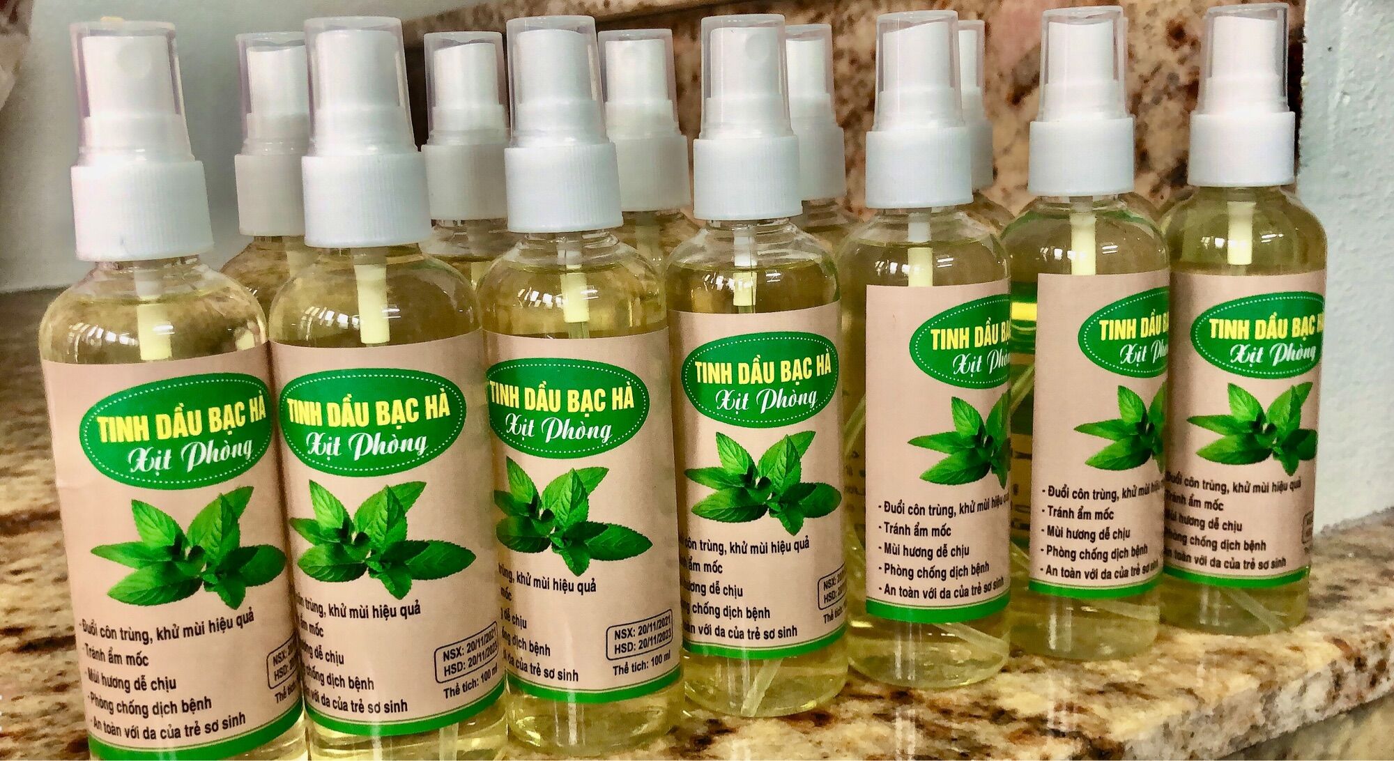 Tinh dầu xịt phòng hương bạc hà (100ml)