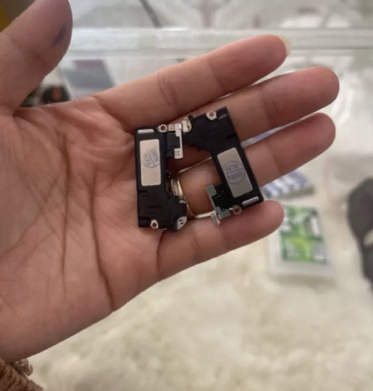 Loa trong Đt 12, 12 pro
